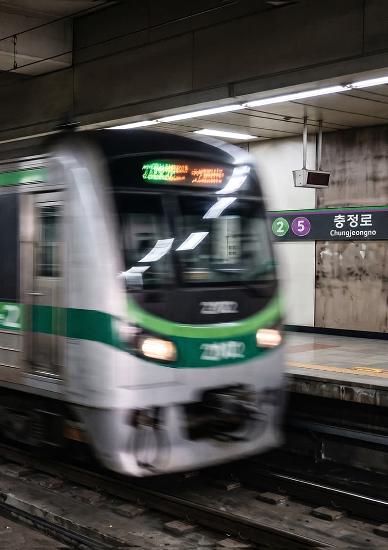 충정로역 접근 안내 이미지